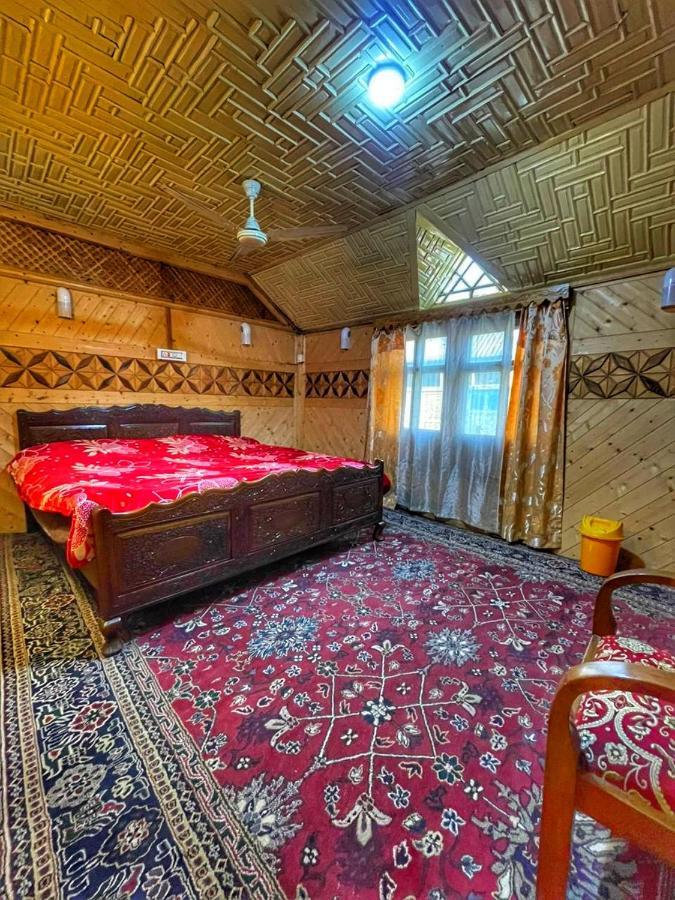 Lala Rukh Group Of Houseboats Hotel Srīnagar Екстериор снимка