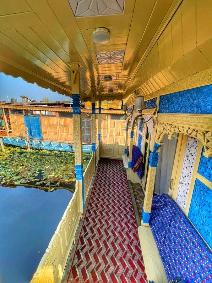 Lala Rukh Group Of Houseboats Hotel Srīnagar Екстериор снимка