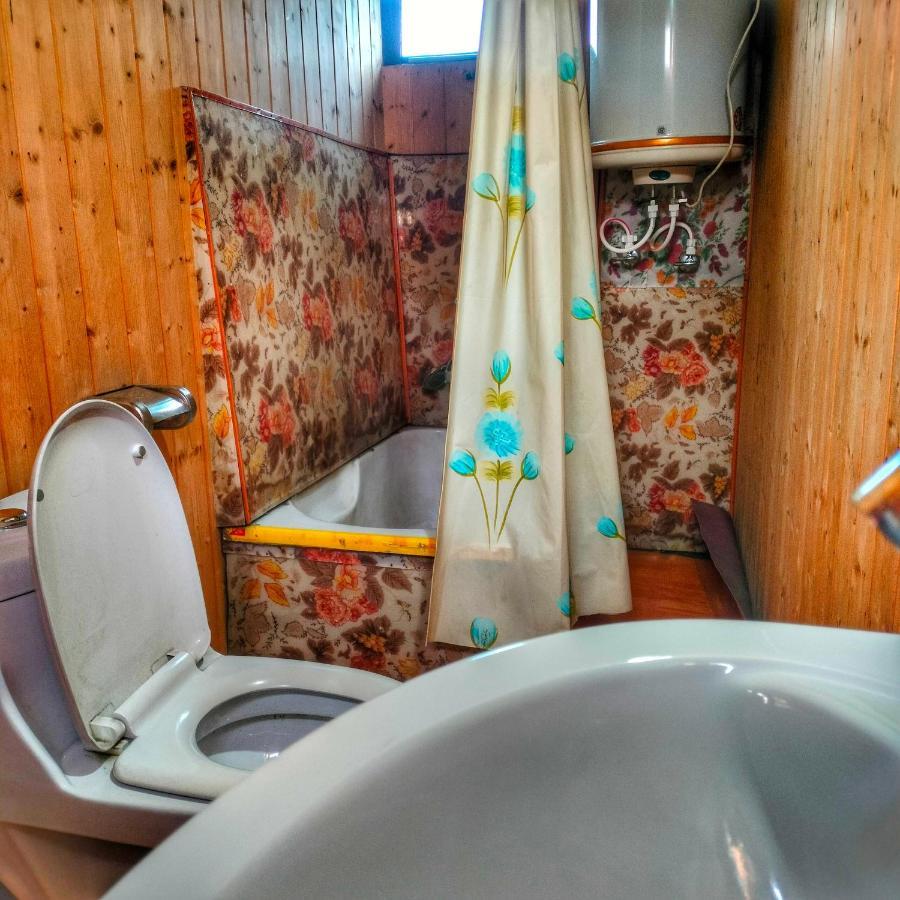 Lala Rukh Group Of Houseboats Hotel Srīnagar Екстериор снимка