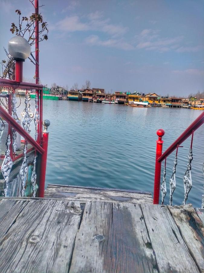Lala Rukh Group Of Houseboats Hotel Srīnagar Екстериор снимка