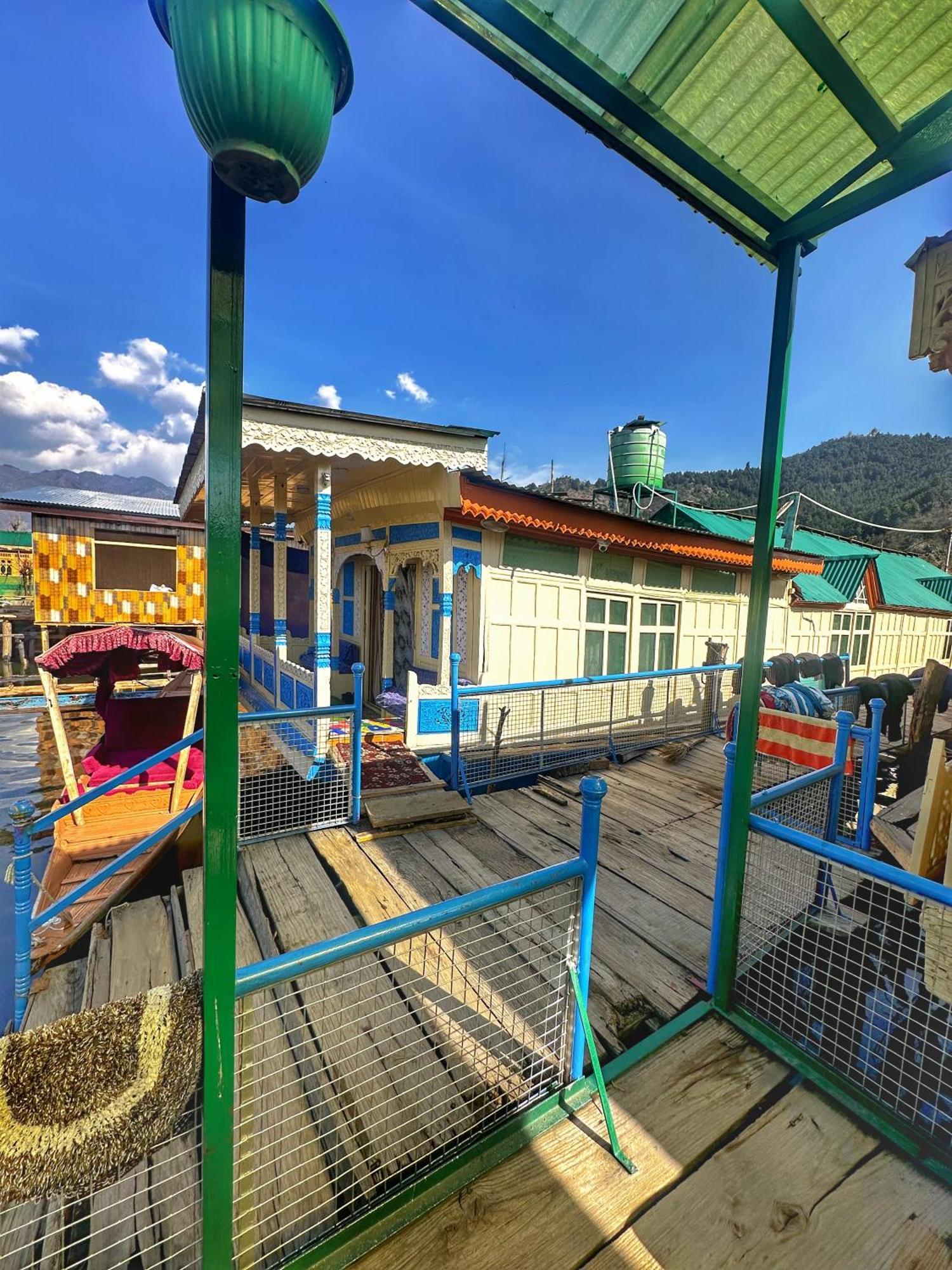 Lala Rukh Group Of Houseboats Hotel Srīnagar Екстериор снимка