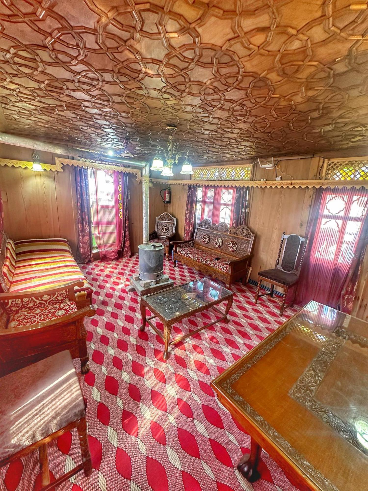 Lala Rukh Group Of Houseboats Hotel Srīnagar Екстериор снимка